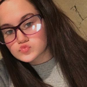 Meet your Posher, Hailey